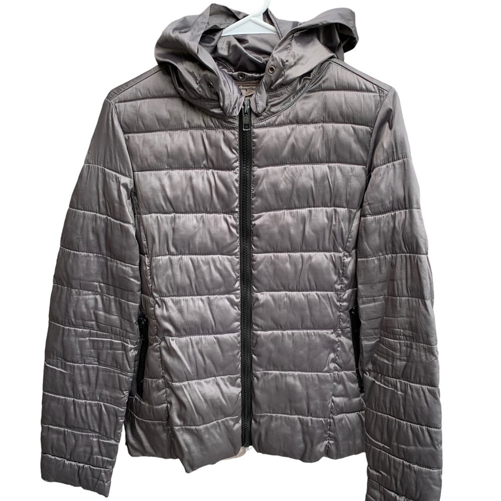 A New Approach Packable Hooded Jacket Size Large - Picture 3 of 5